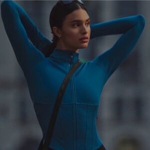 ALO Yoga Airbrush Corset Full Zip Jacket - Eclipse Blue - Eclipse Blue / SAirbru